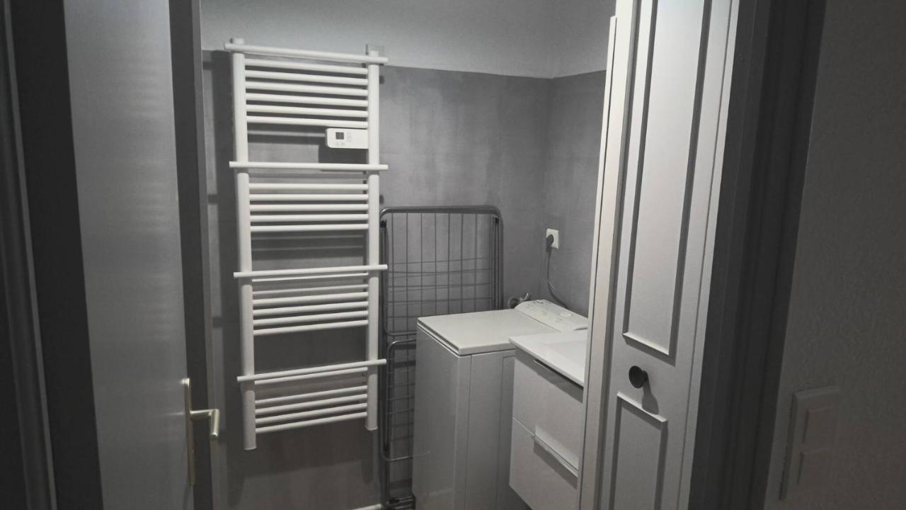 Refurbished Apartment 4 People 300M From The Sea Сент-Марі-де-ла-Мер Екстер'єр фото